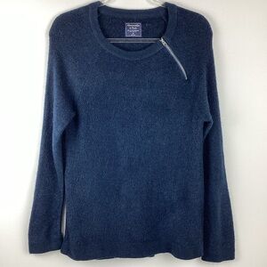 Abercrombie & Fitch Navy Crew Neck Sweater